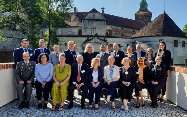 Group Picture of the ESDC Senior Level Course on Recovery and Stabilisation Strategies at the ASPR 2019